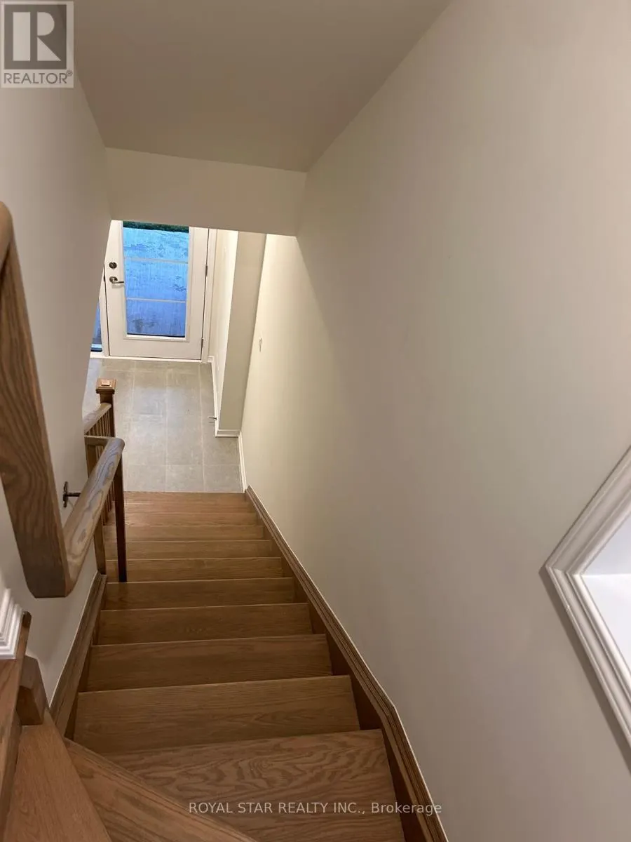 8 BASKETT STREET