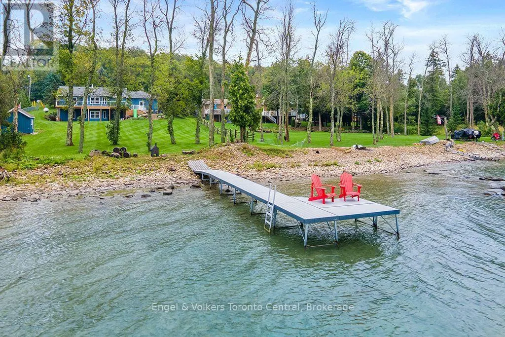 172 QUEENS BUSH DR DRIVE