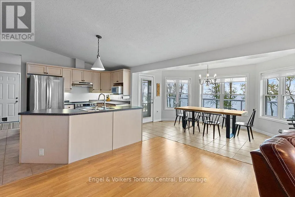 172 QUEENS BUSH DR DRIVE