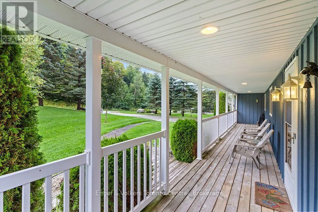 172 QUEENS BUSH DR DRIVE