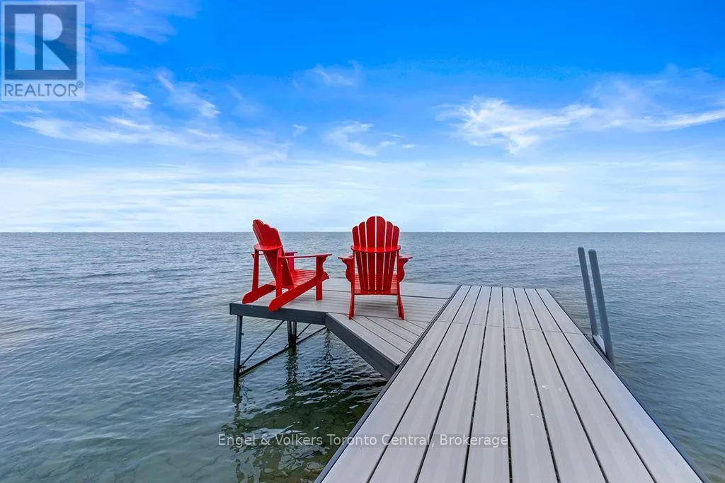 172 QUEENS BUSH DR DRIVE