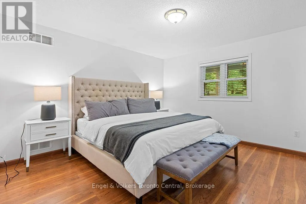 172 QUEENS BUSH DR DRIVE
