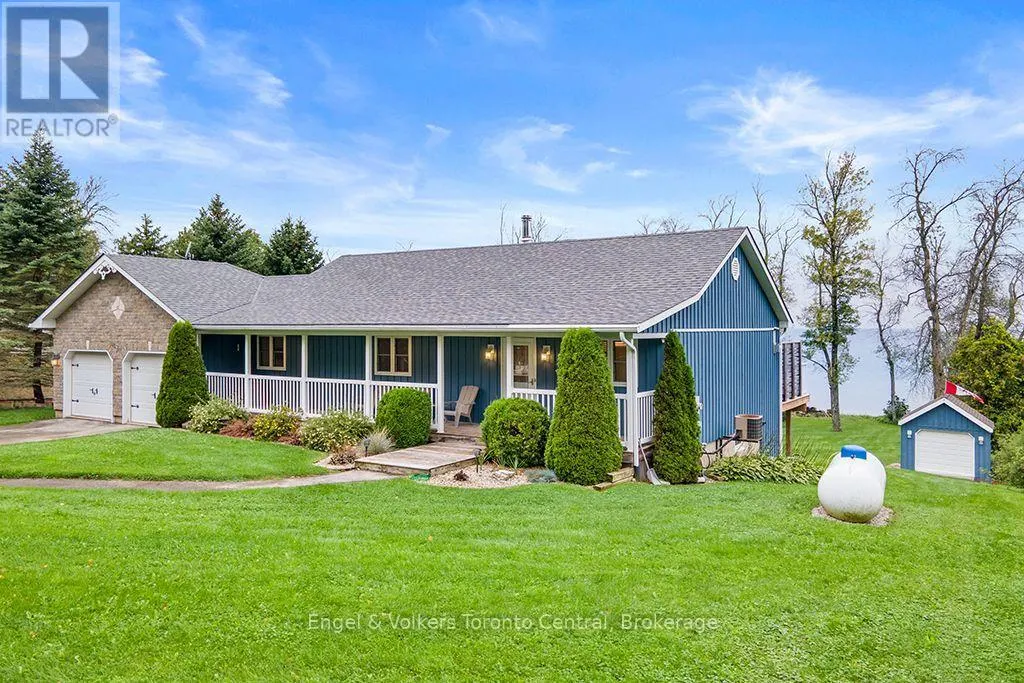 172 QUEENS BUSH DR DRIVE