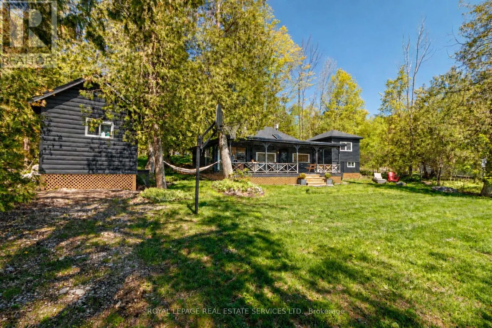 295 CEDAR AVENUE