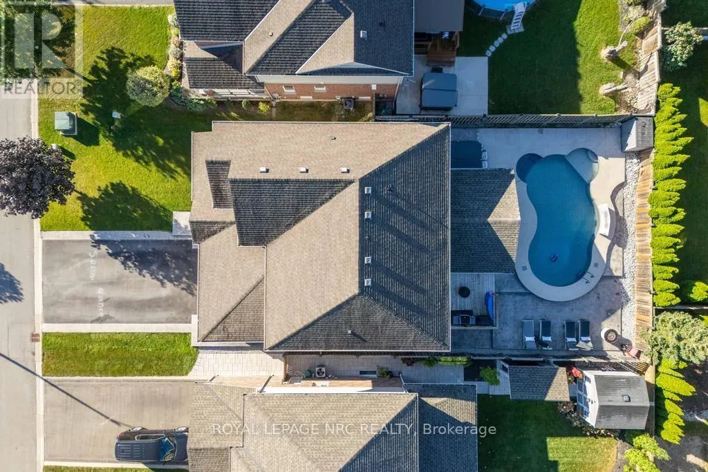 4050 BUSH CRESCENT