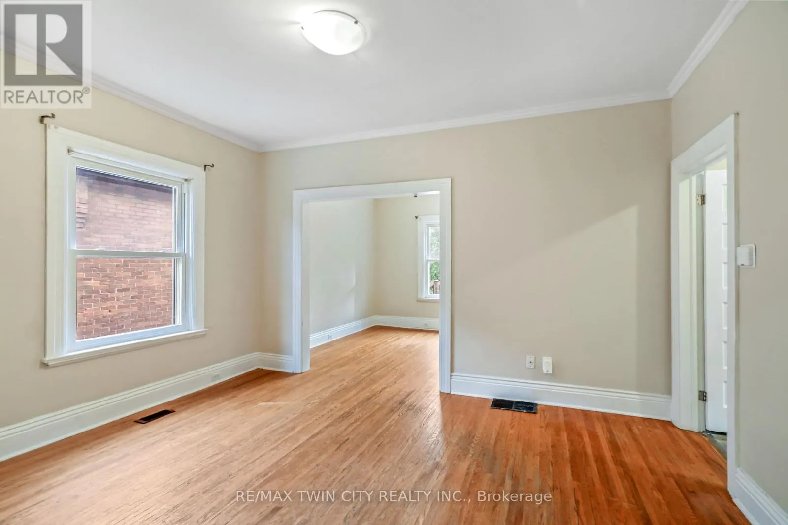 25 ALONZO STREET