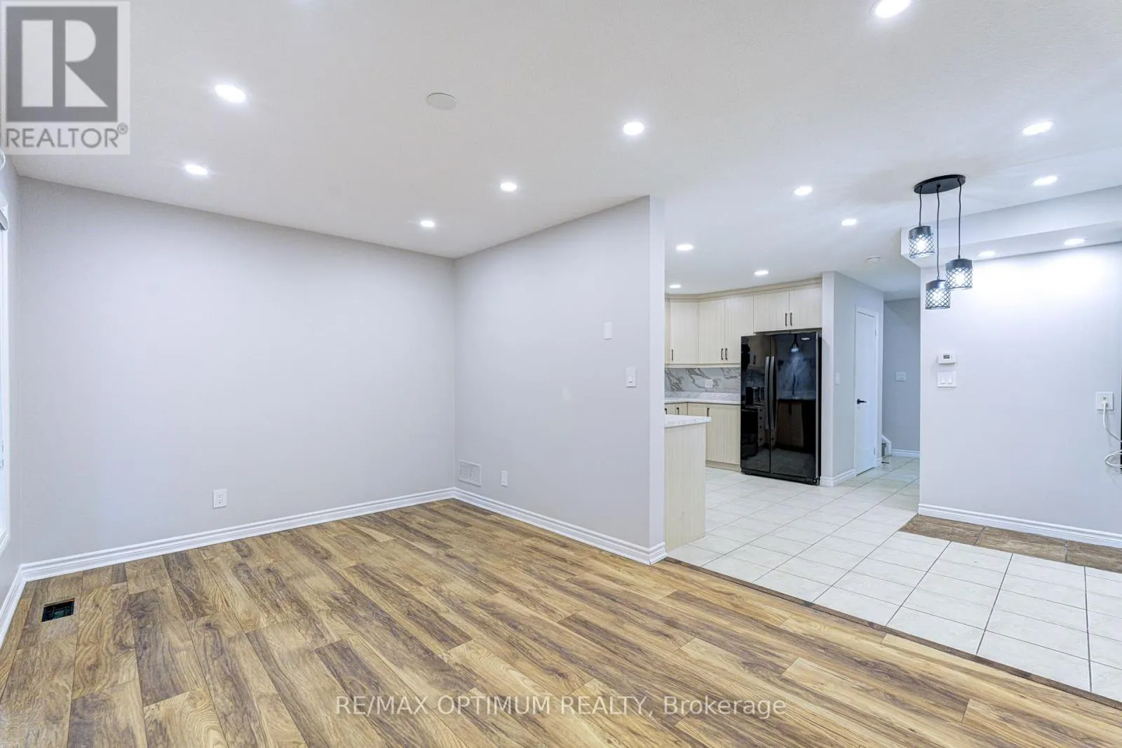 345 DALHOUSIE STREET