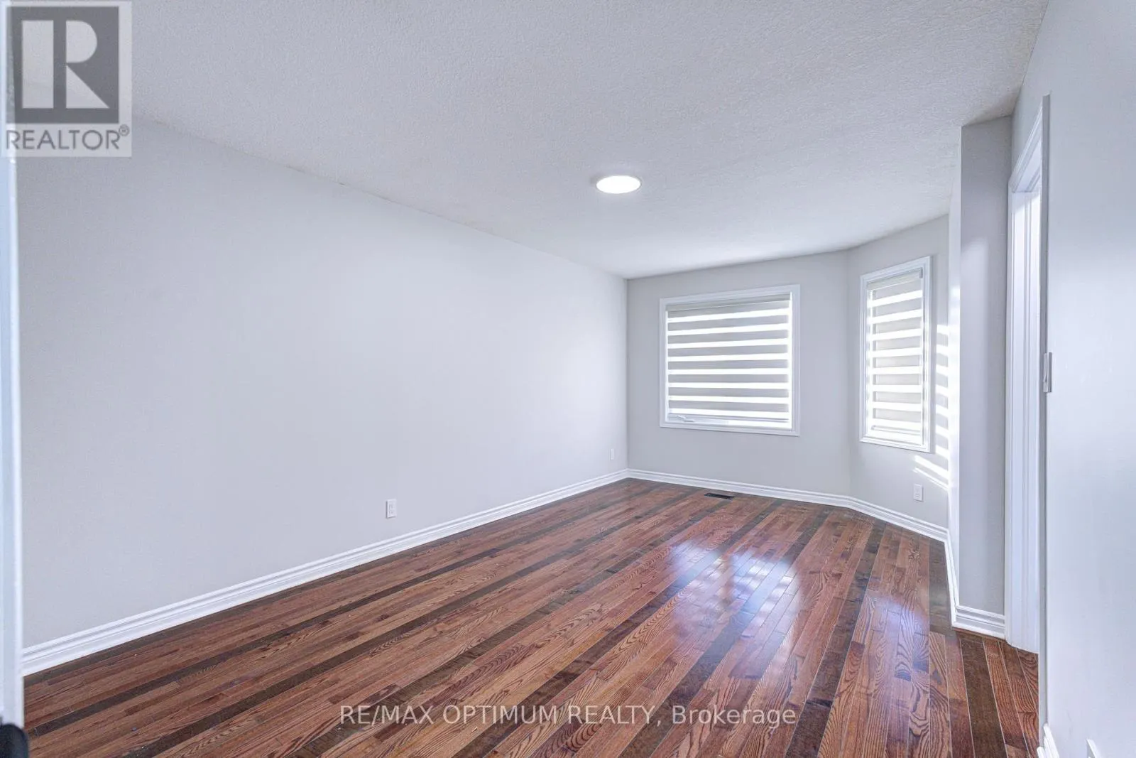 345 DALHOUSIE STREET
