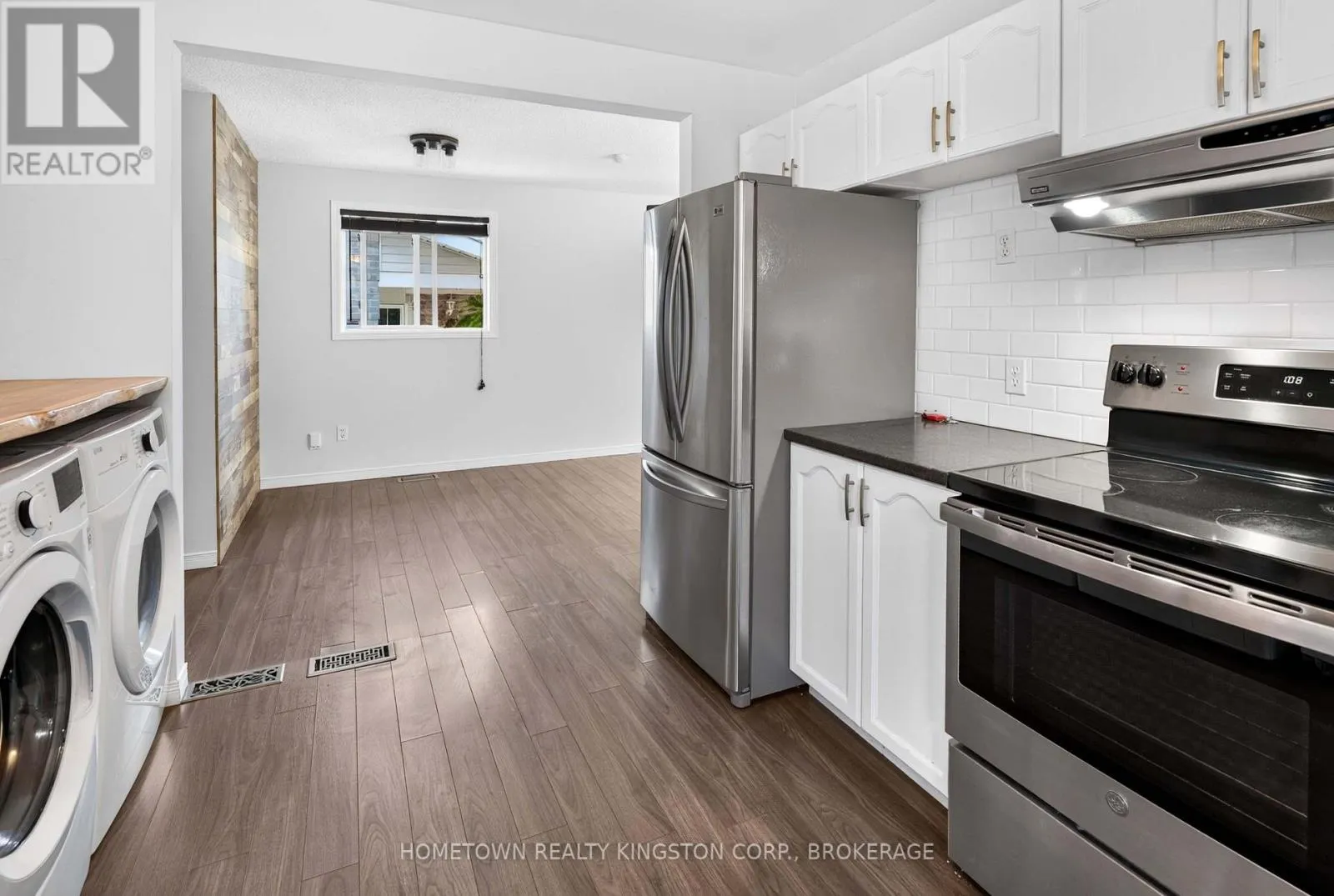1088 ACADIA DRIVE