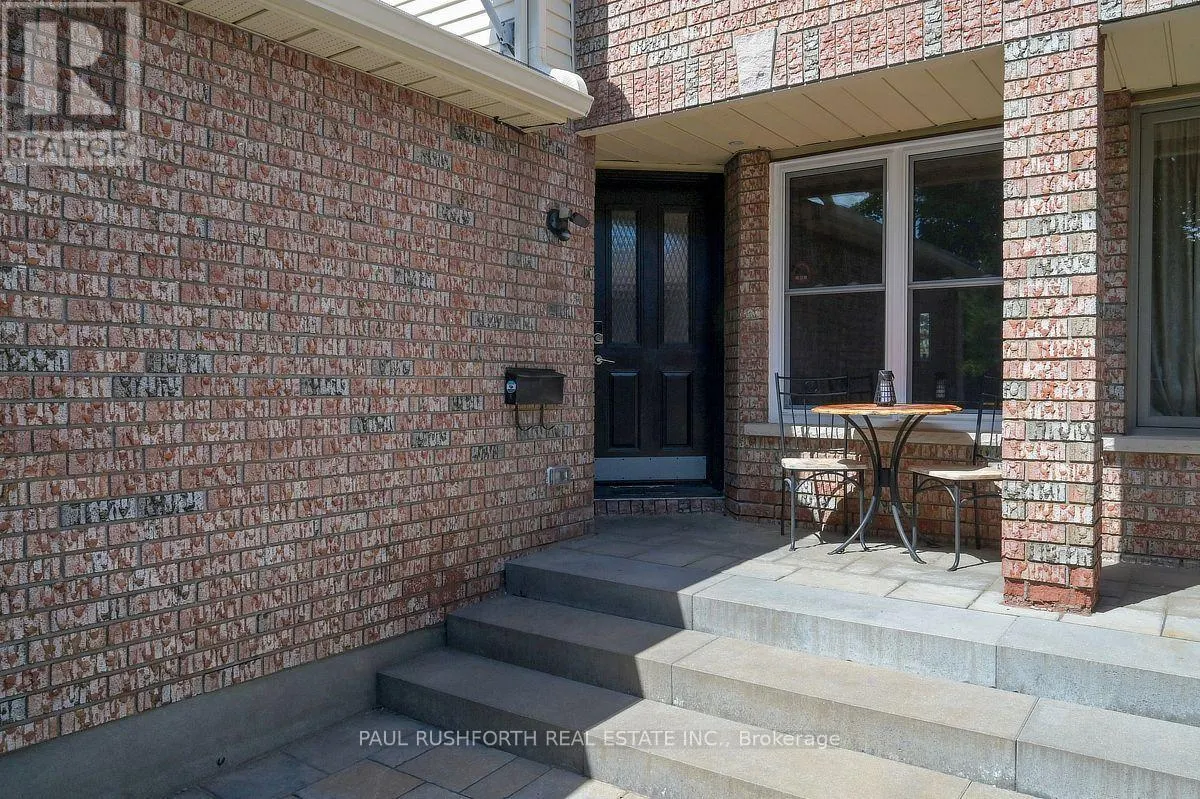 29 GRENADIER WAY