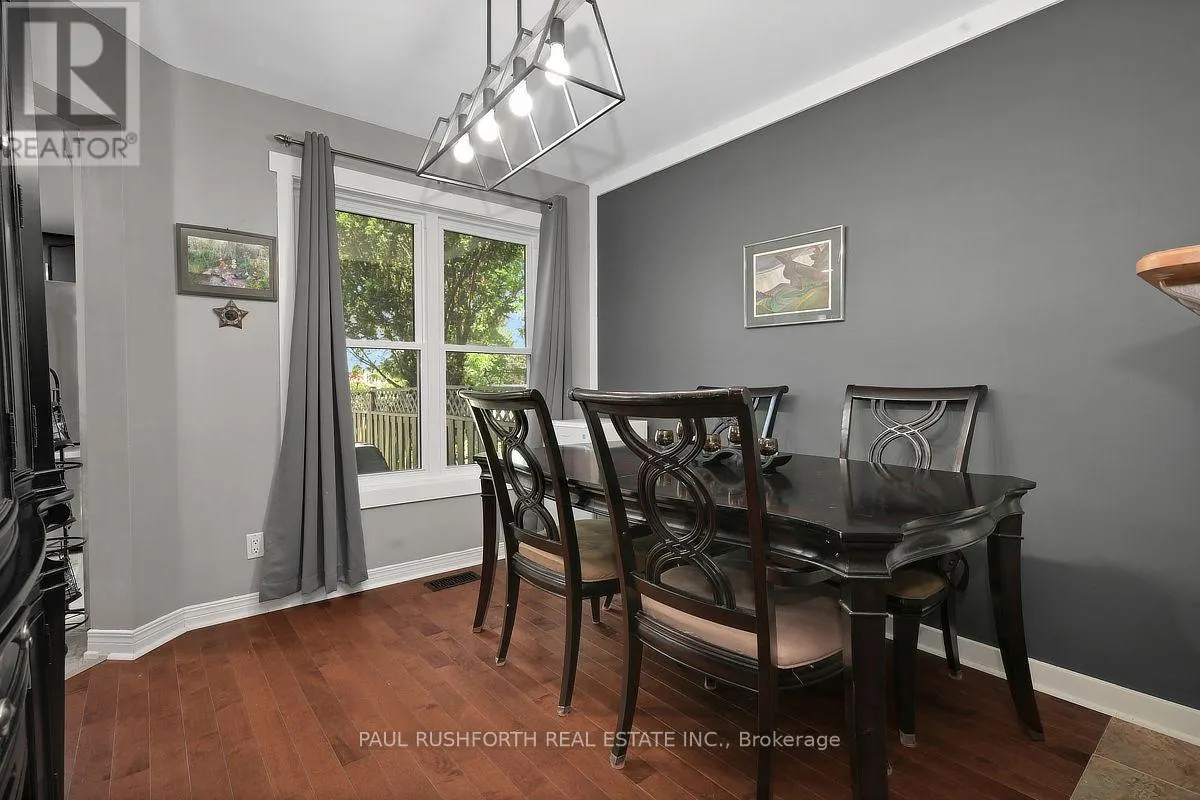 29 GRENADIER WAY