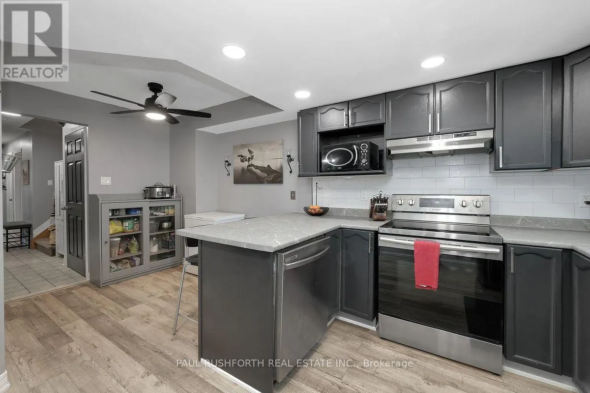 29 GRENADIER WAY