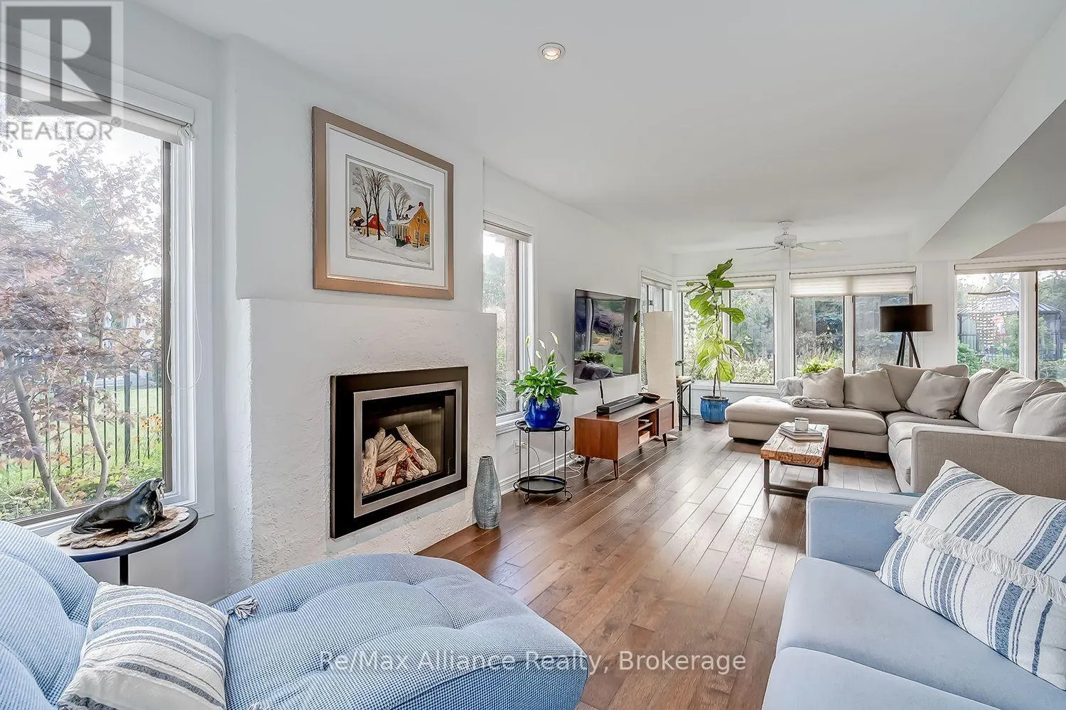 31 MEANDER CLOSE