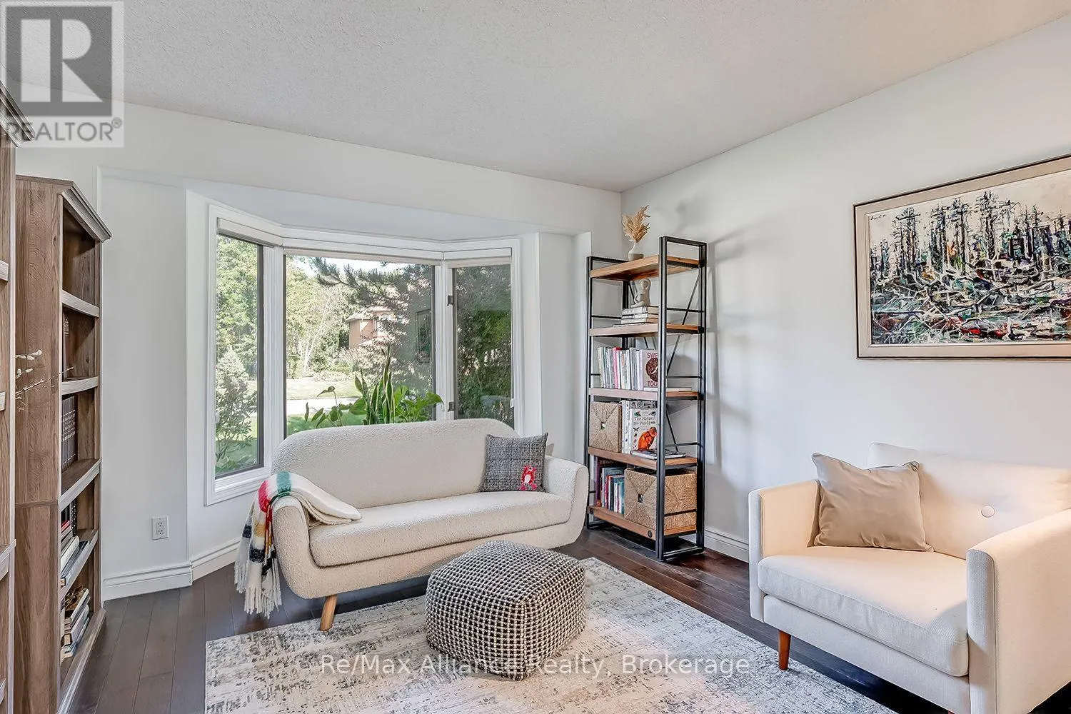 31 MEANDER CLOSE