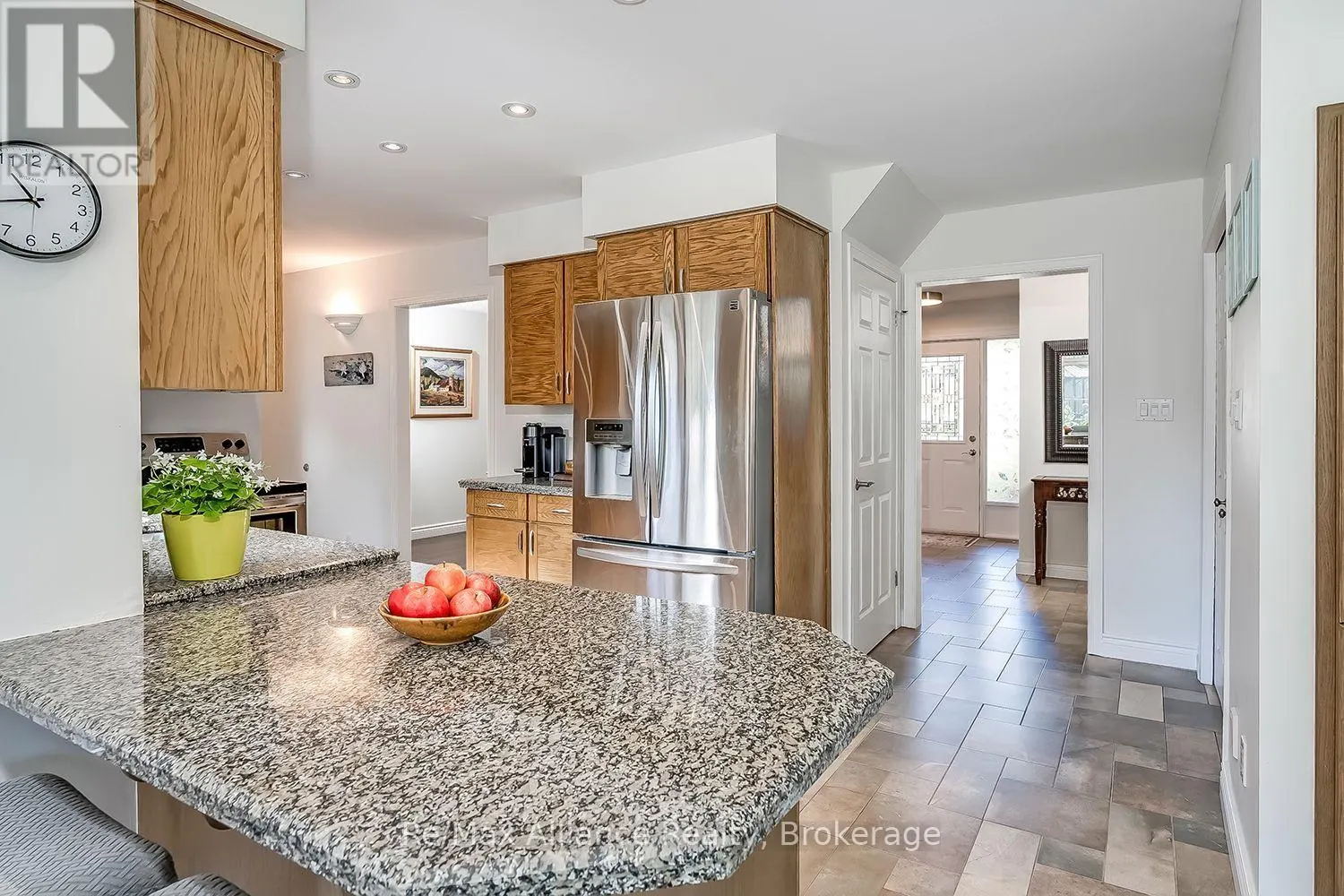 31 MEANDER CLOSE