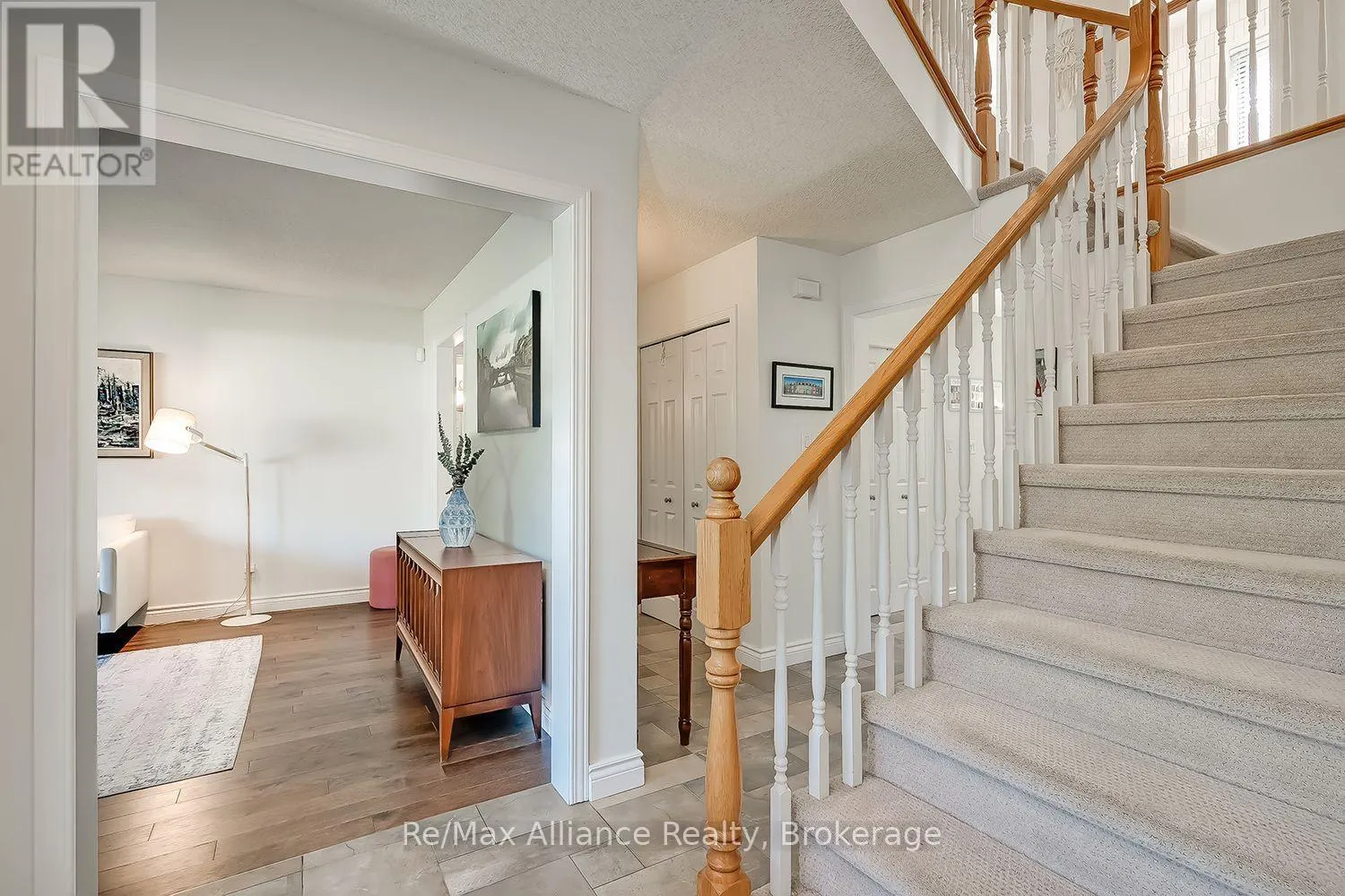 31 MEANDER CLOSE