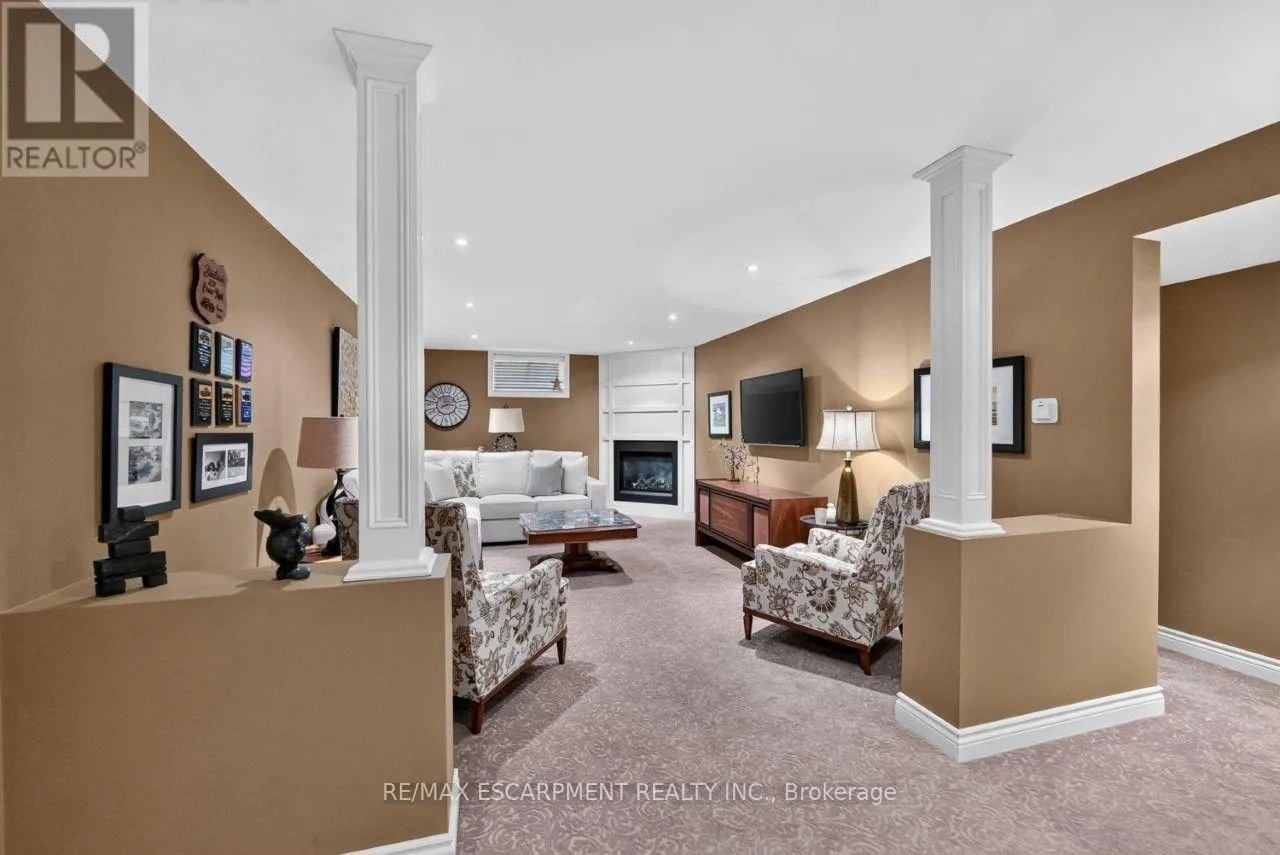 4272 VILLAGE PARK DRIVE