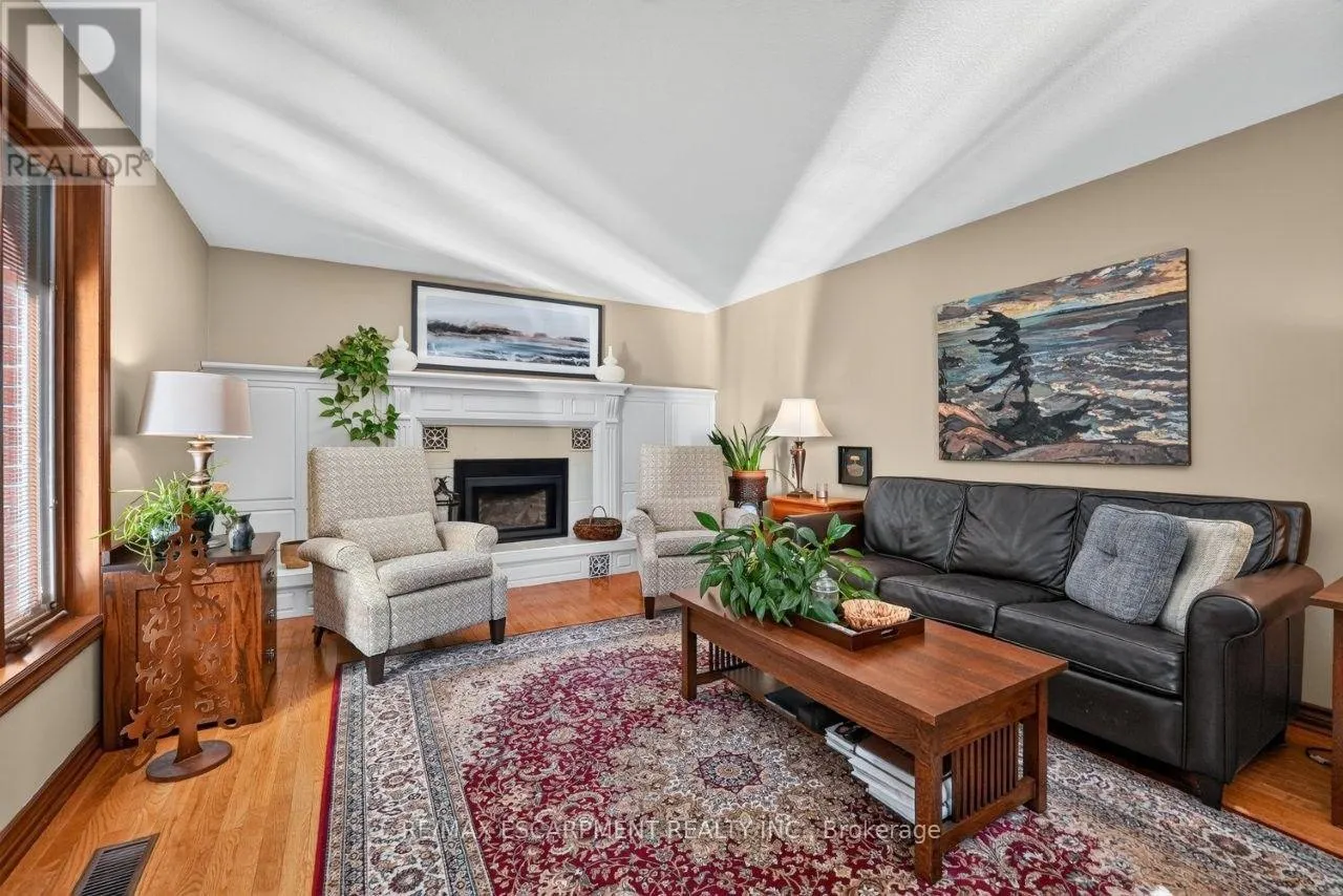 4272 VILLAGE PARK DRIVE
