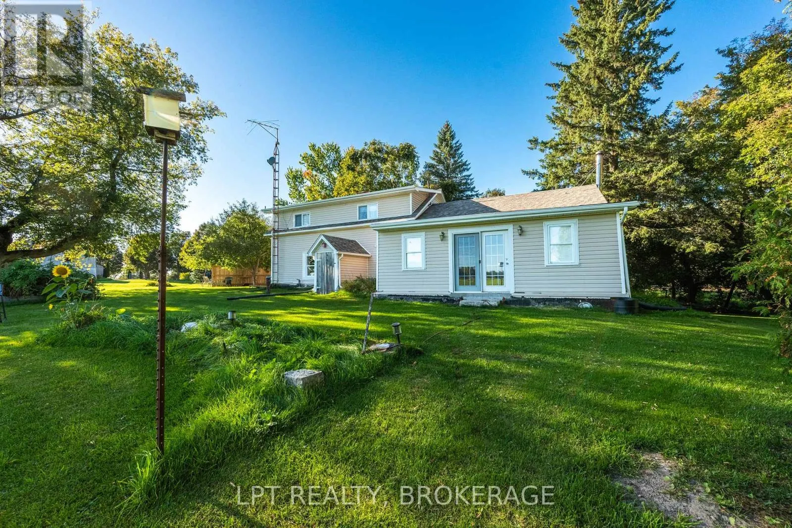 408 CHIPMUNK RIDGE ROAD