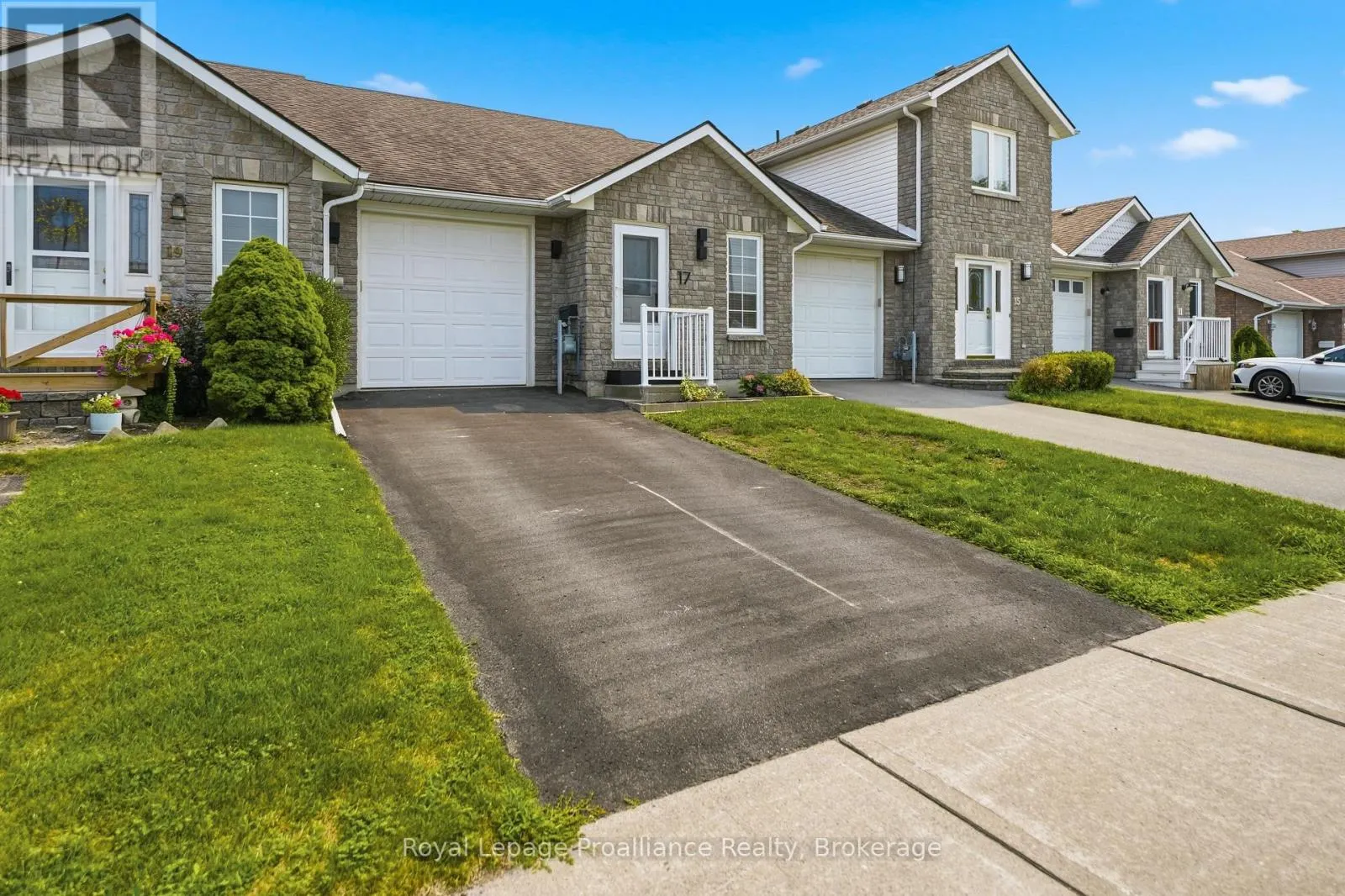 17 ALDER COURT