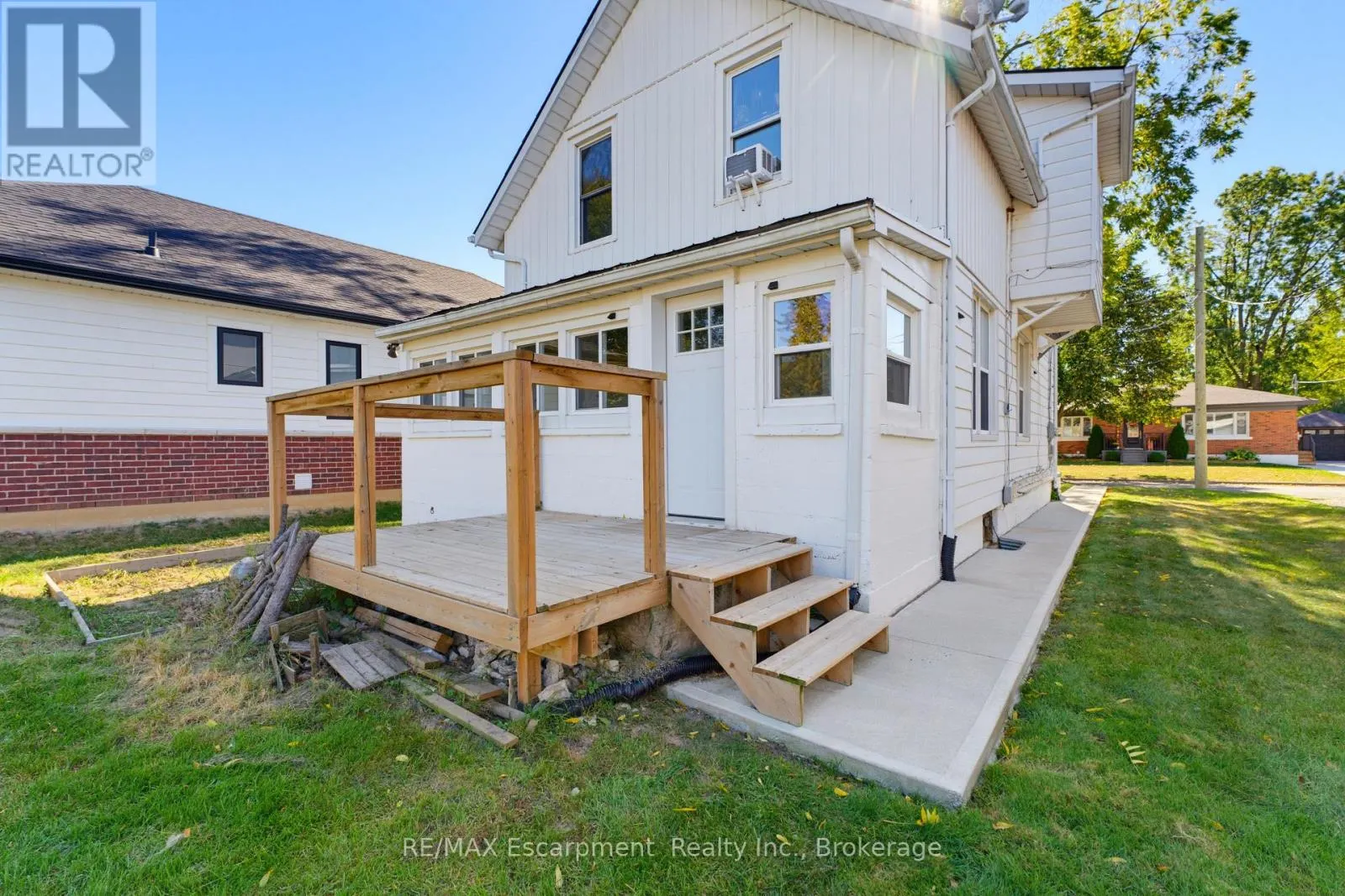 #1 - 11 CHARLES STREET ##1