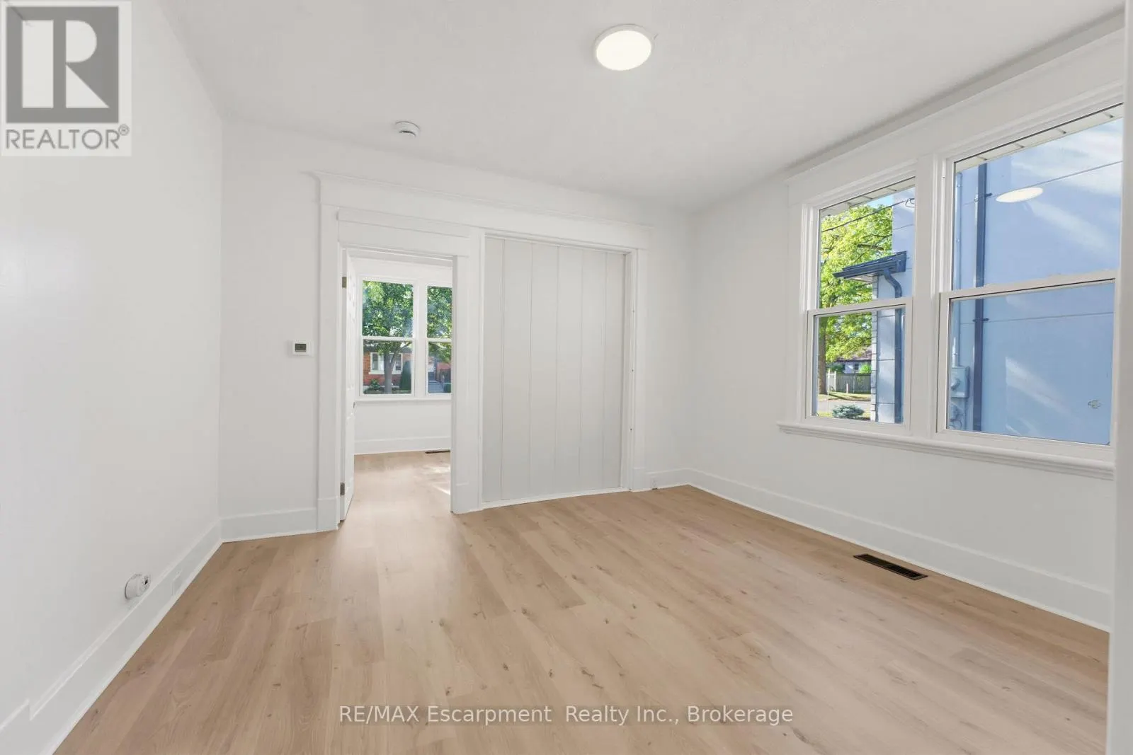 #1 - 11 CHARLES STREET ##1
