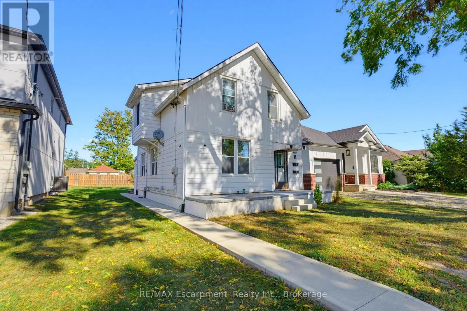 #1 - 11 CHARLES STREET ##1