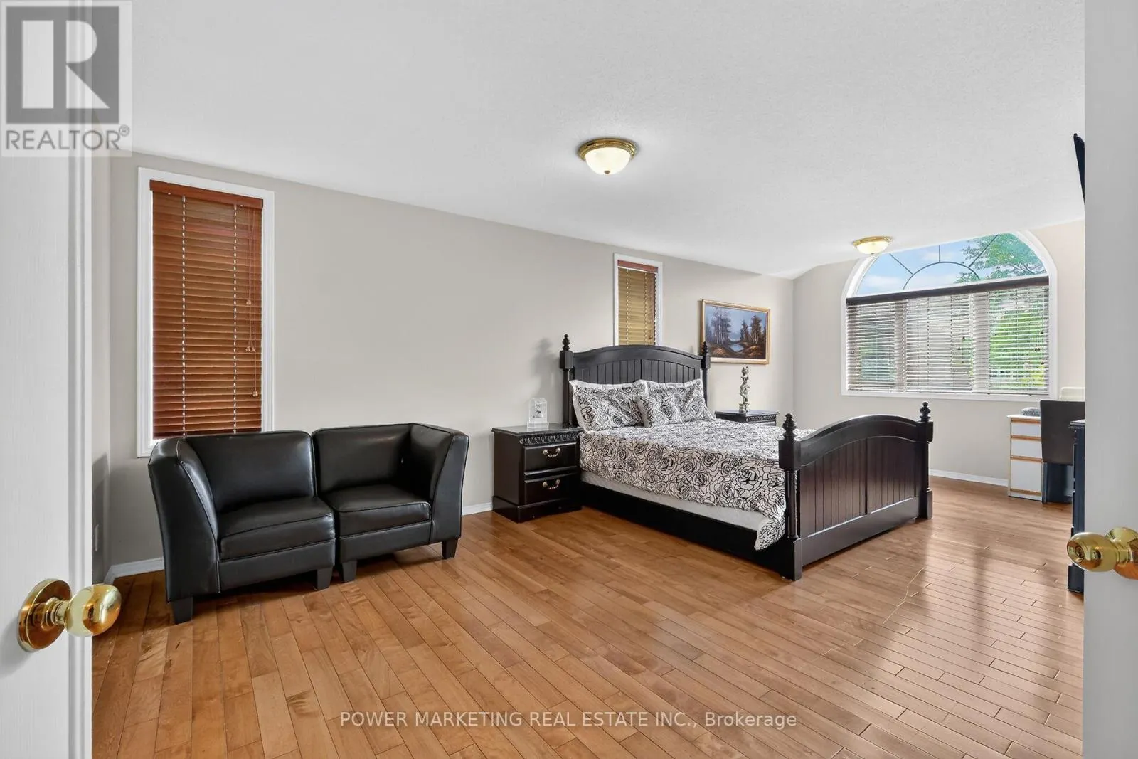 2165 BLUE WILLOW CRESCENT