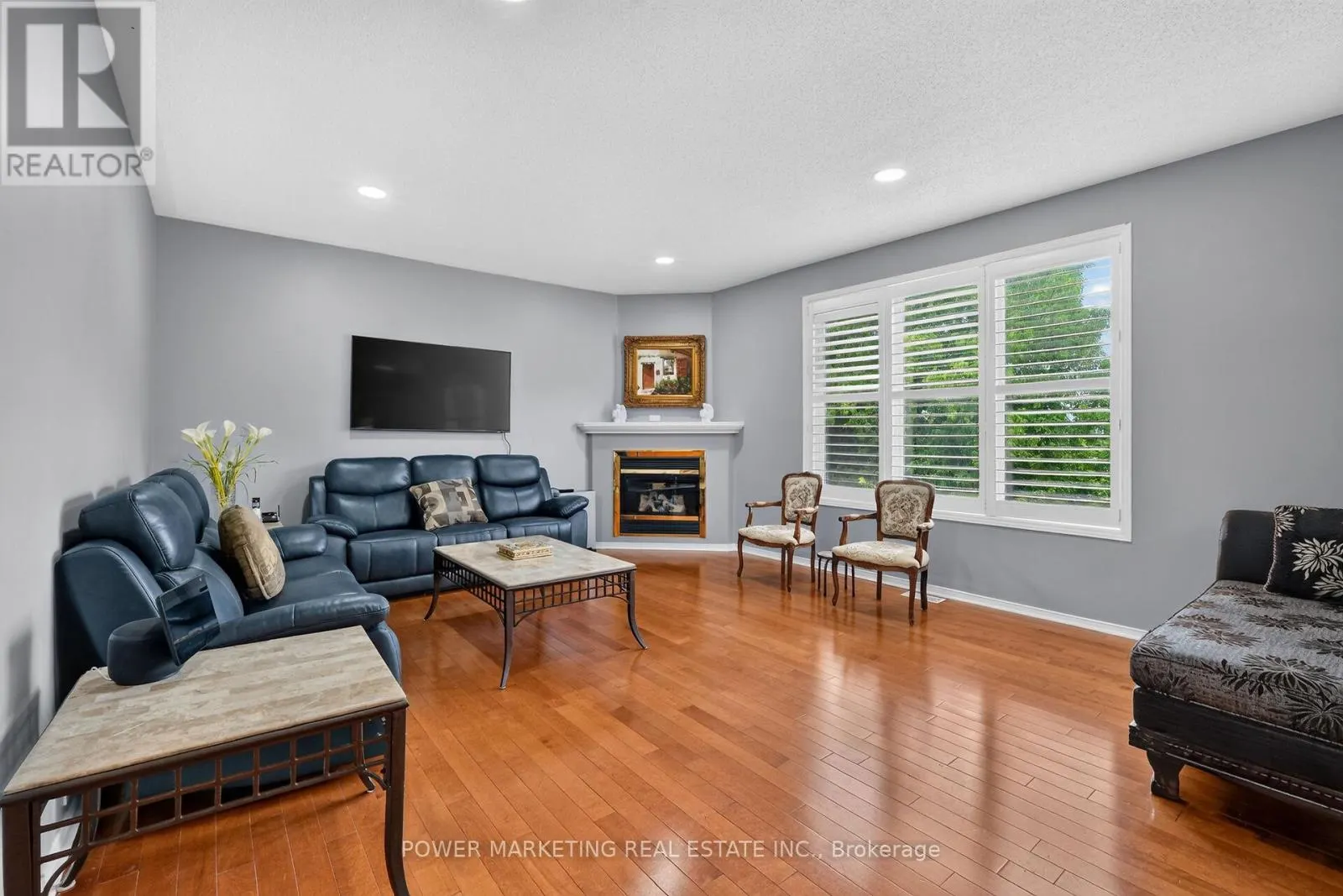 2165 BLUE WILLOW CRESCENT