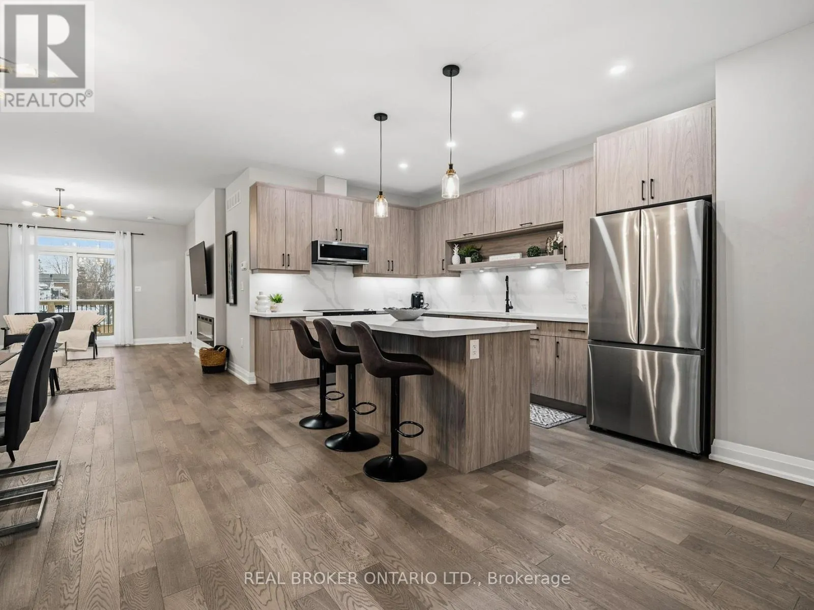 230 KNOLL STREET