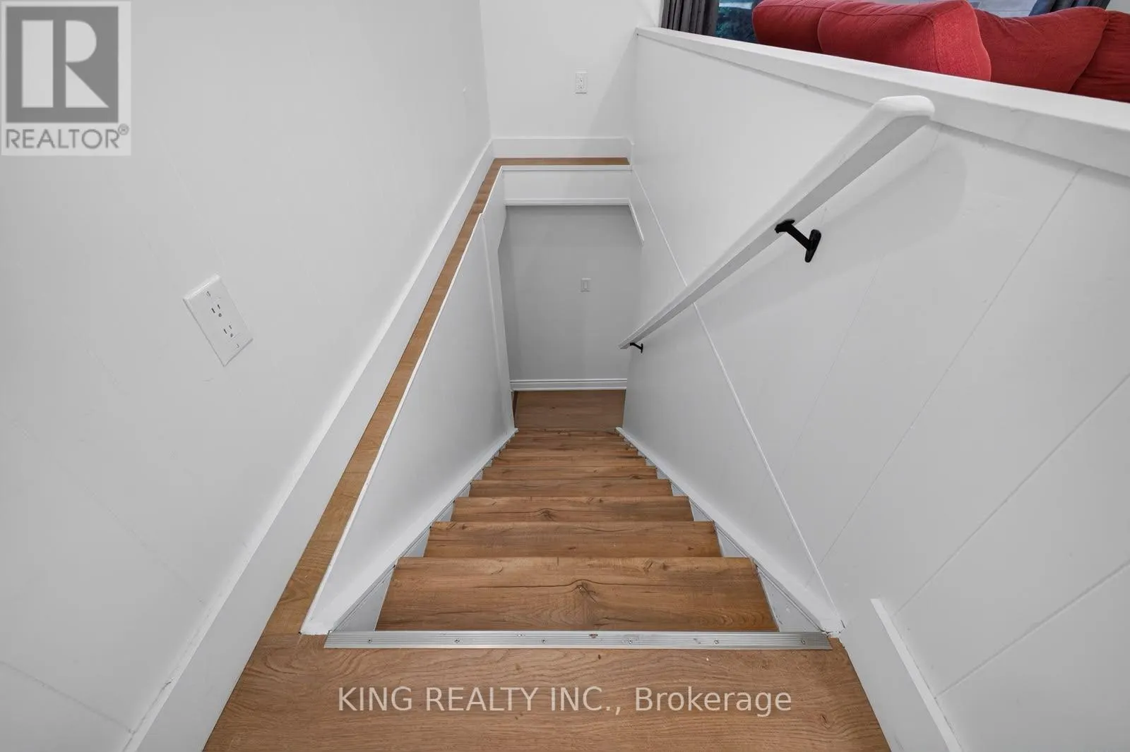 35 HEWKO STREET