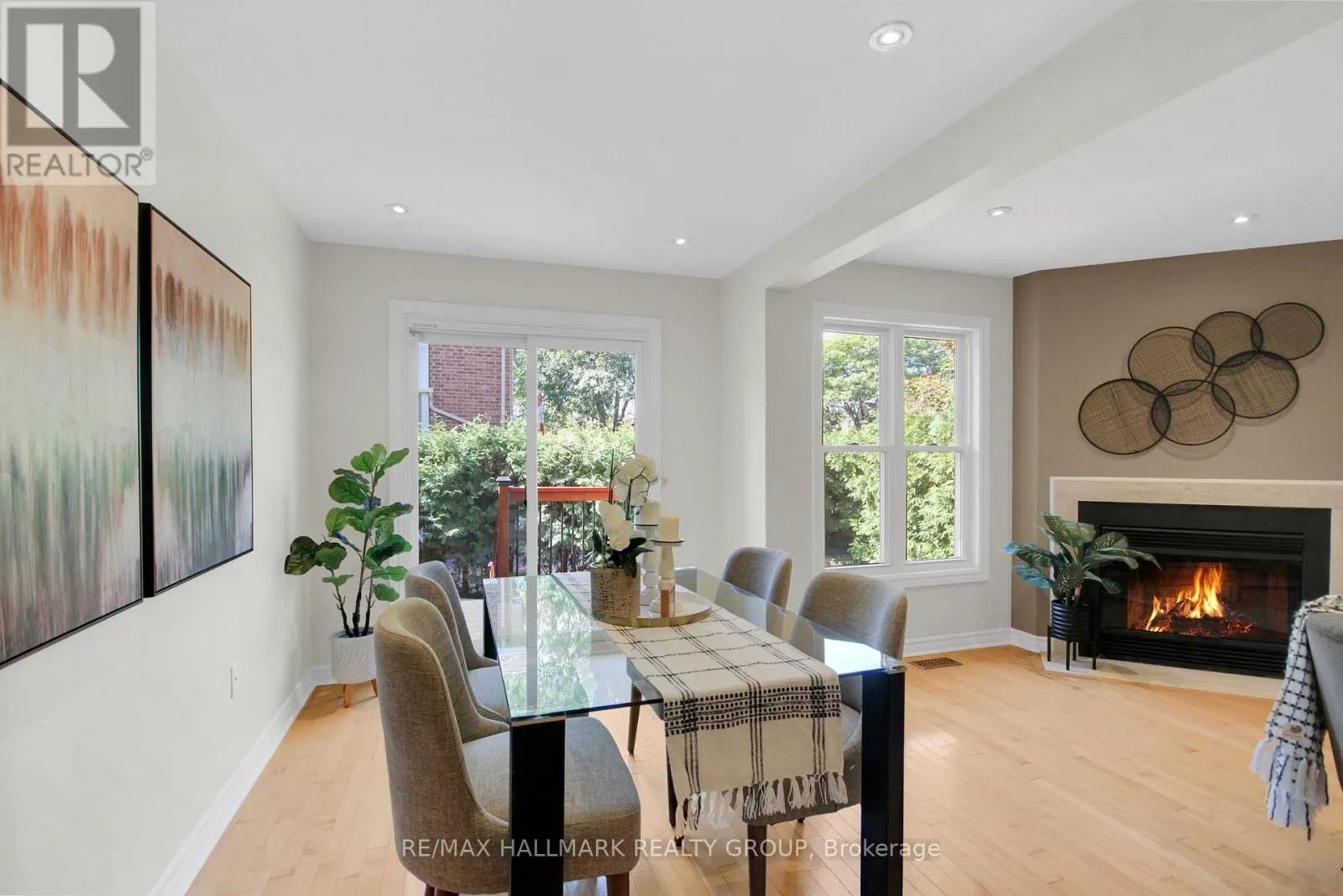 57 ASHPARK CRESCENT
