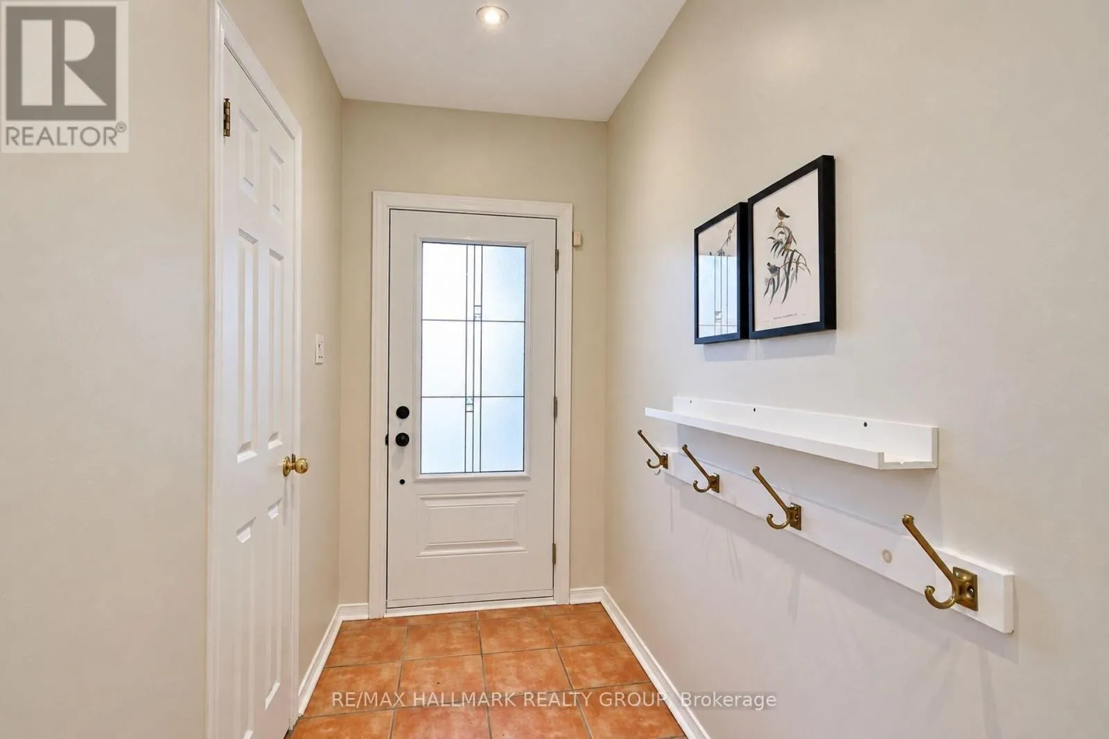 57 ASHPARK CRESCENT