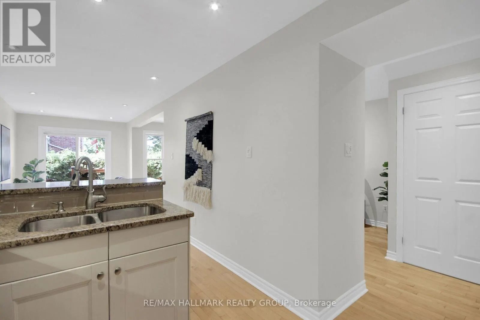 57 ASHPARK CRESCENT