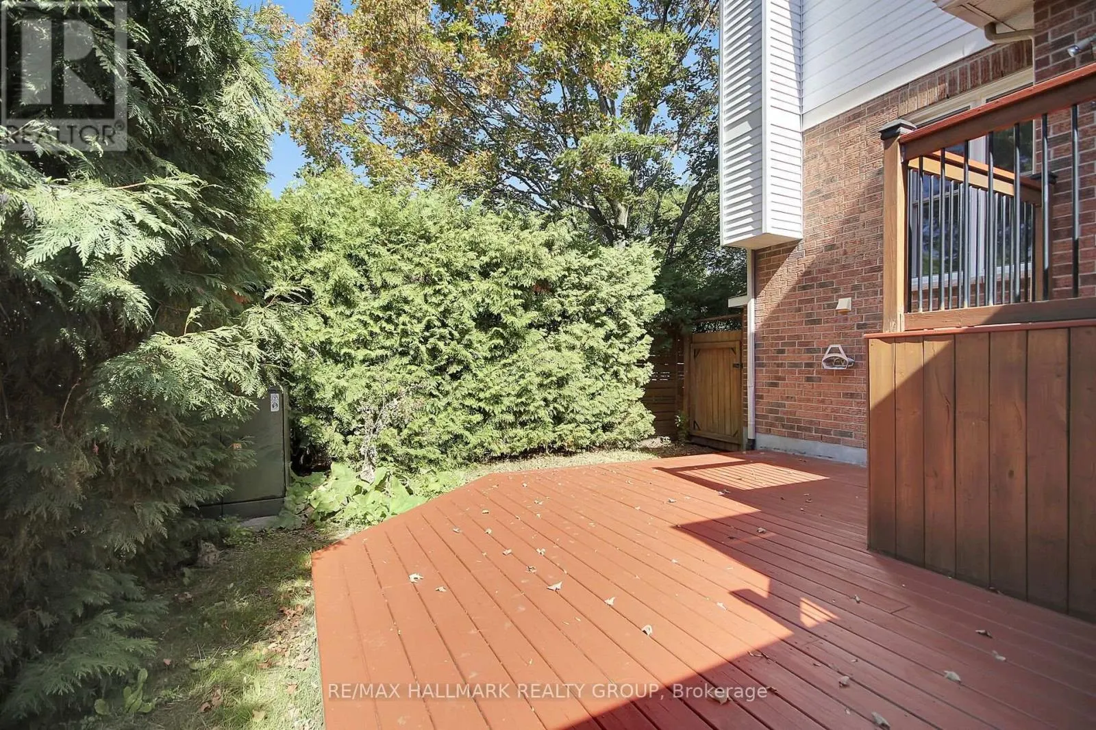 57 ASHPARK CRESCENT
