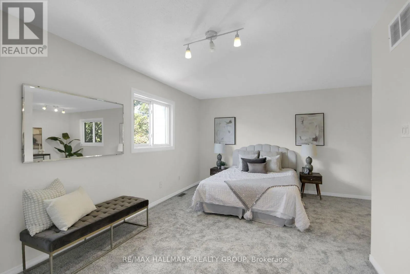 57 ASHPARK CRESCENT