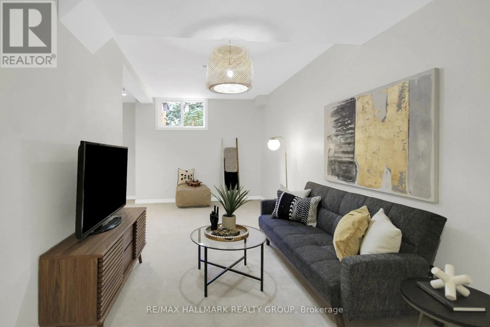 57 ASHPARK CRESCENT