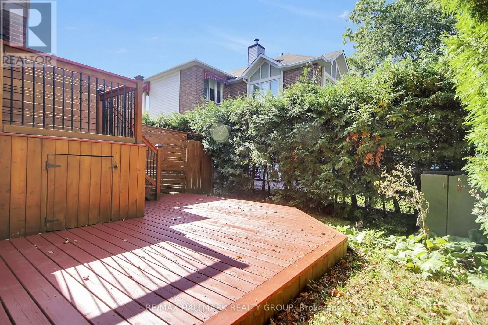 57 ASHPARK CRESCENT
