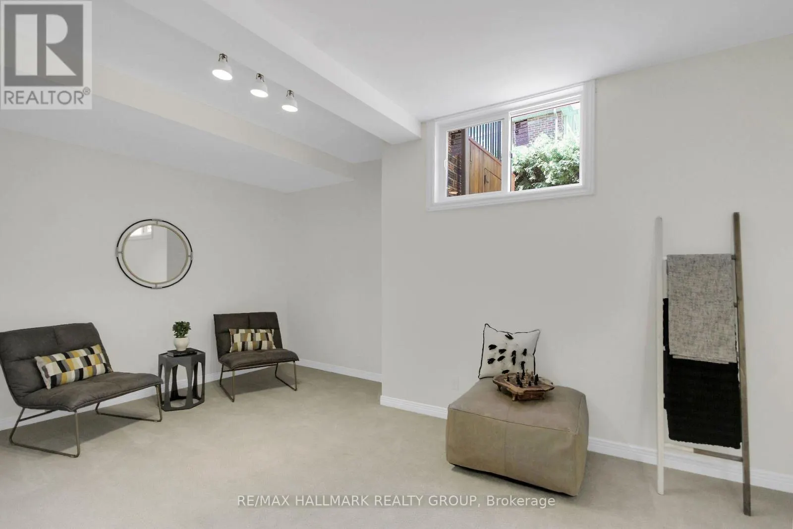 57 ASHPARK CRESCENT
