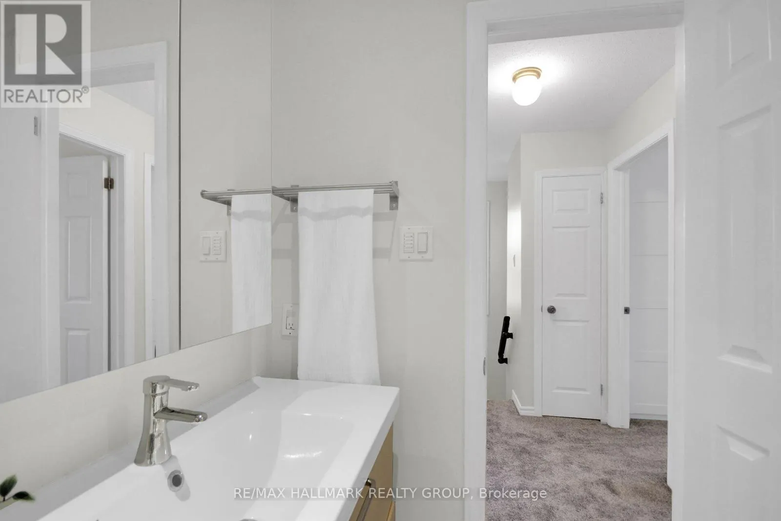 57 ASHPARK CRESCENT