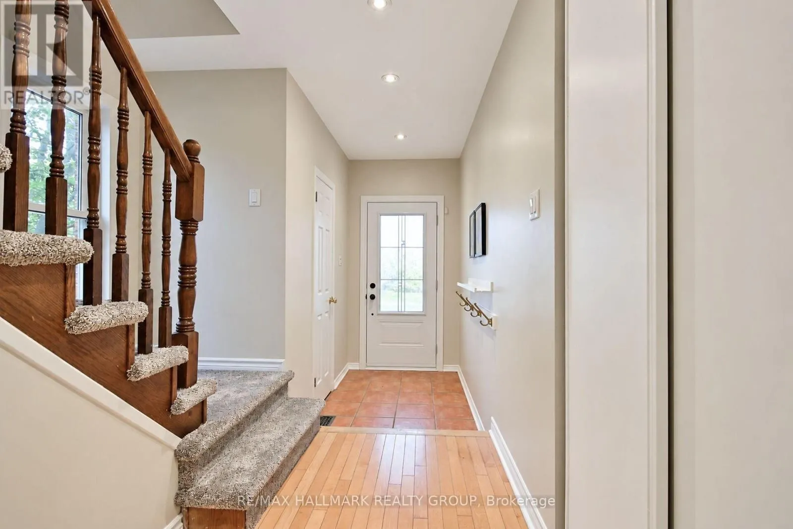57 ASHPARK CRESCENT