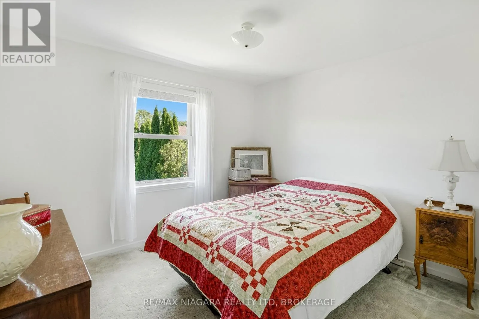 7771 WILSON CRESCENT