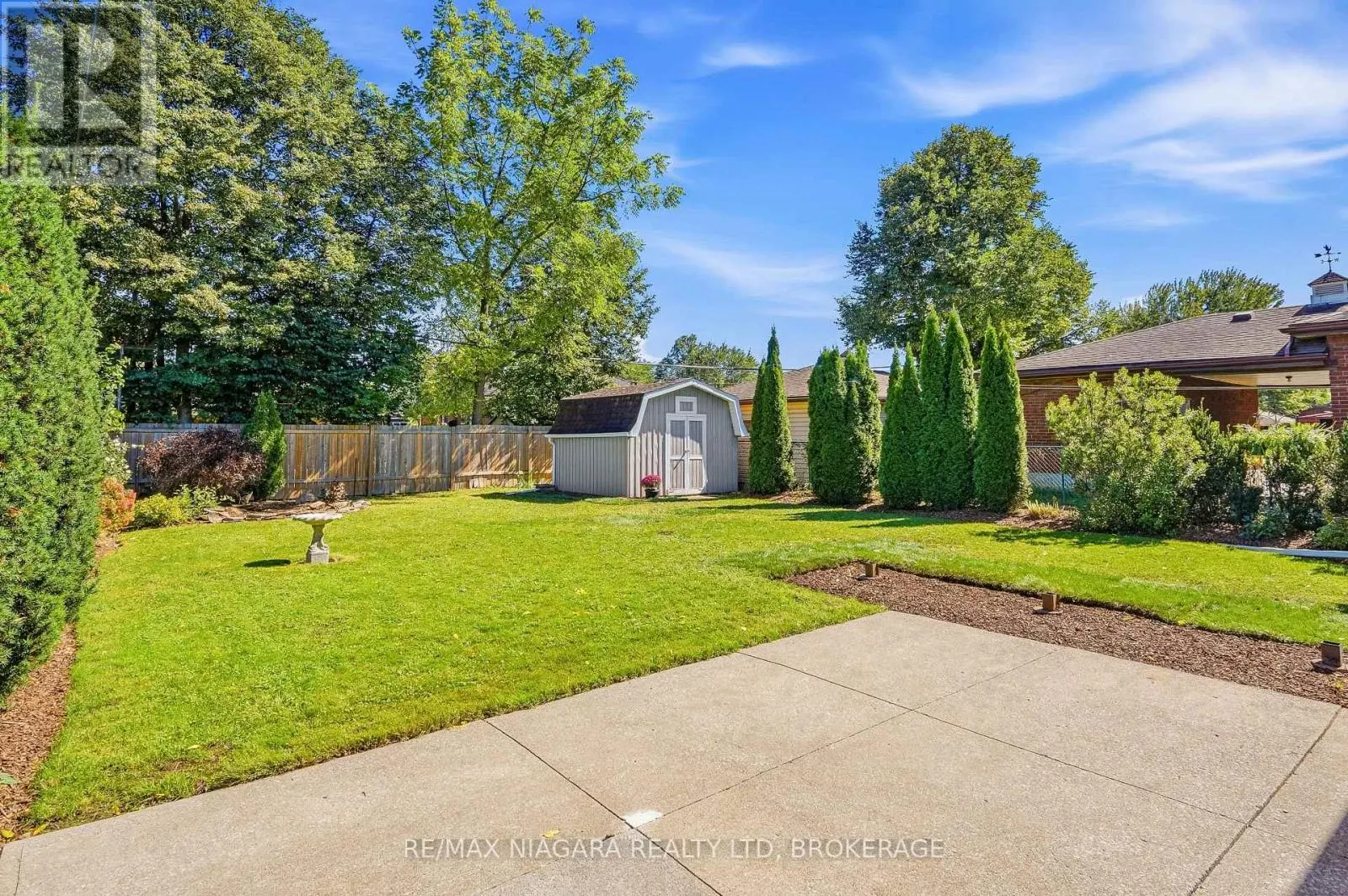 7771 WILSON CRESCENT