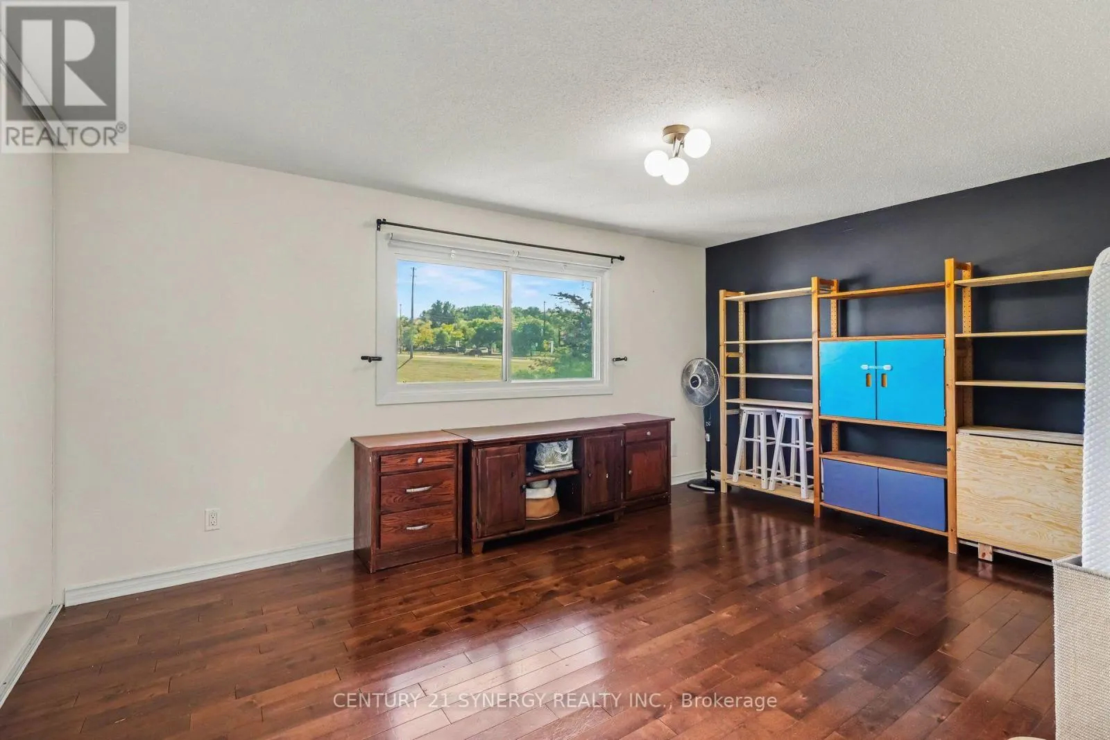 6170 BROOKSIDE LANE