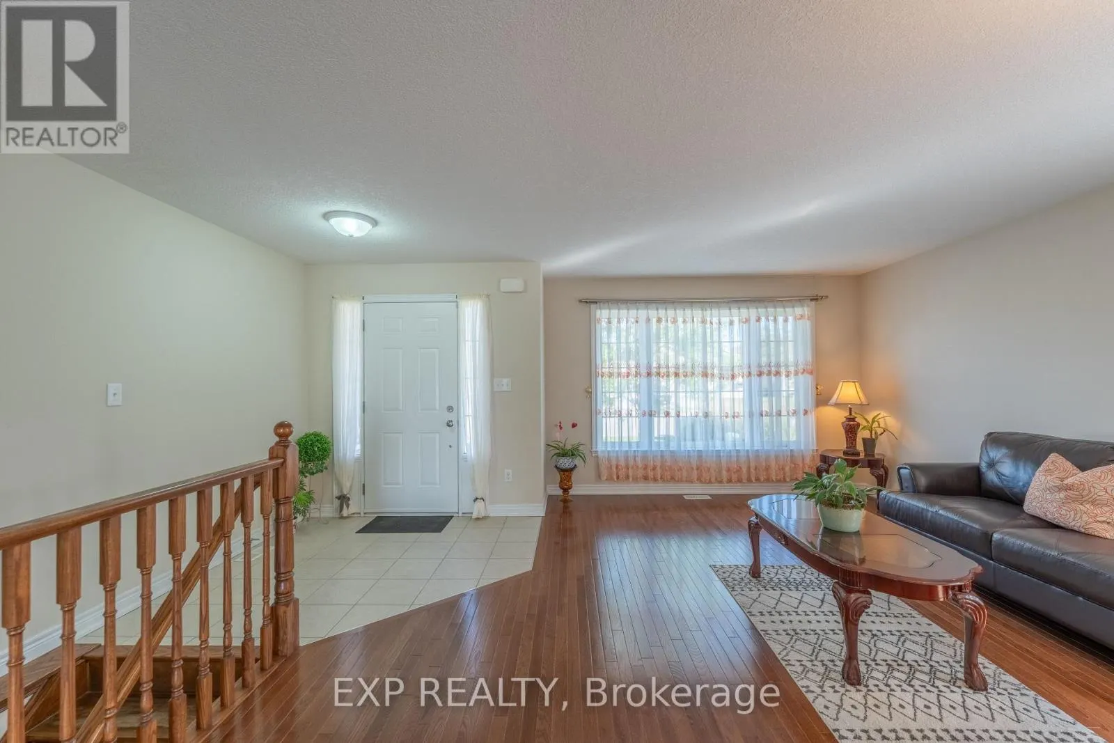 37 HELEN DRIVE E