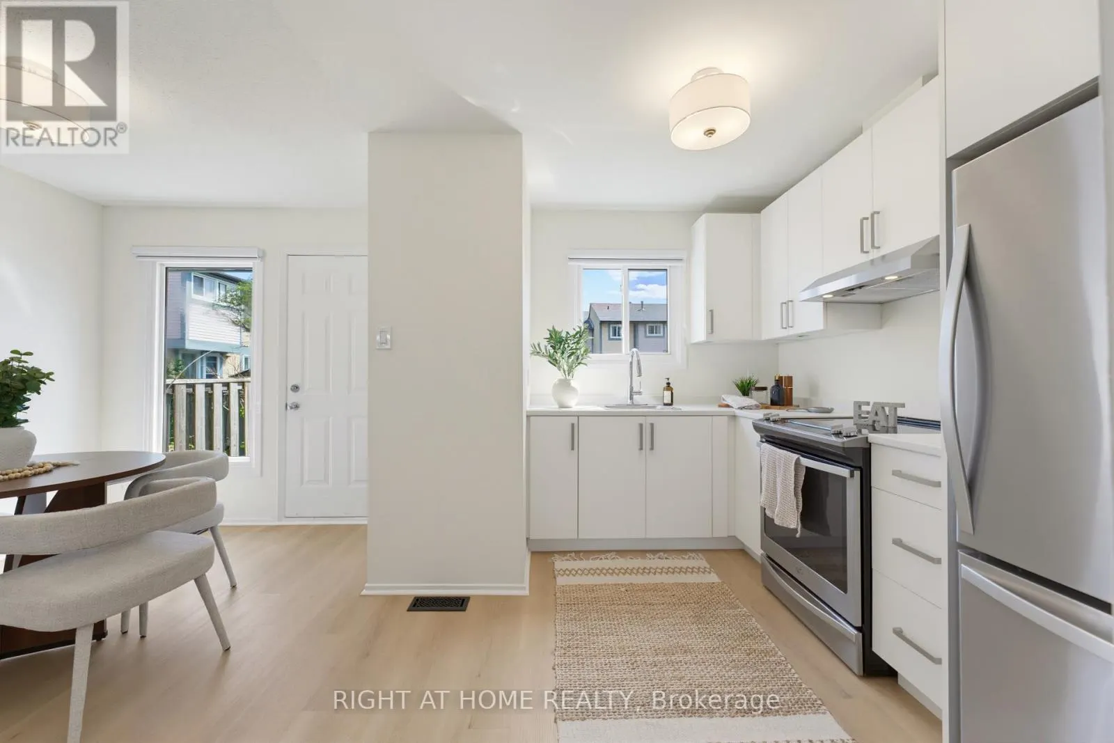 86 - 3400 PAUL ANKA DRIVE
