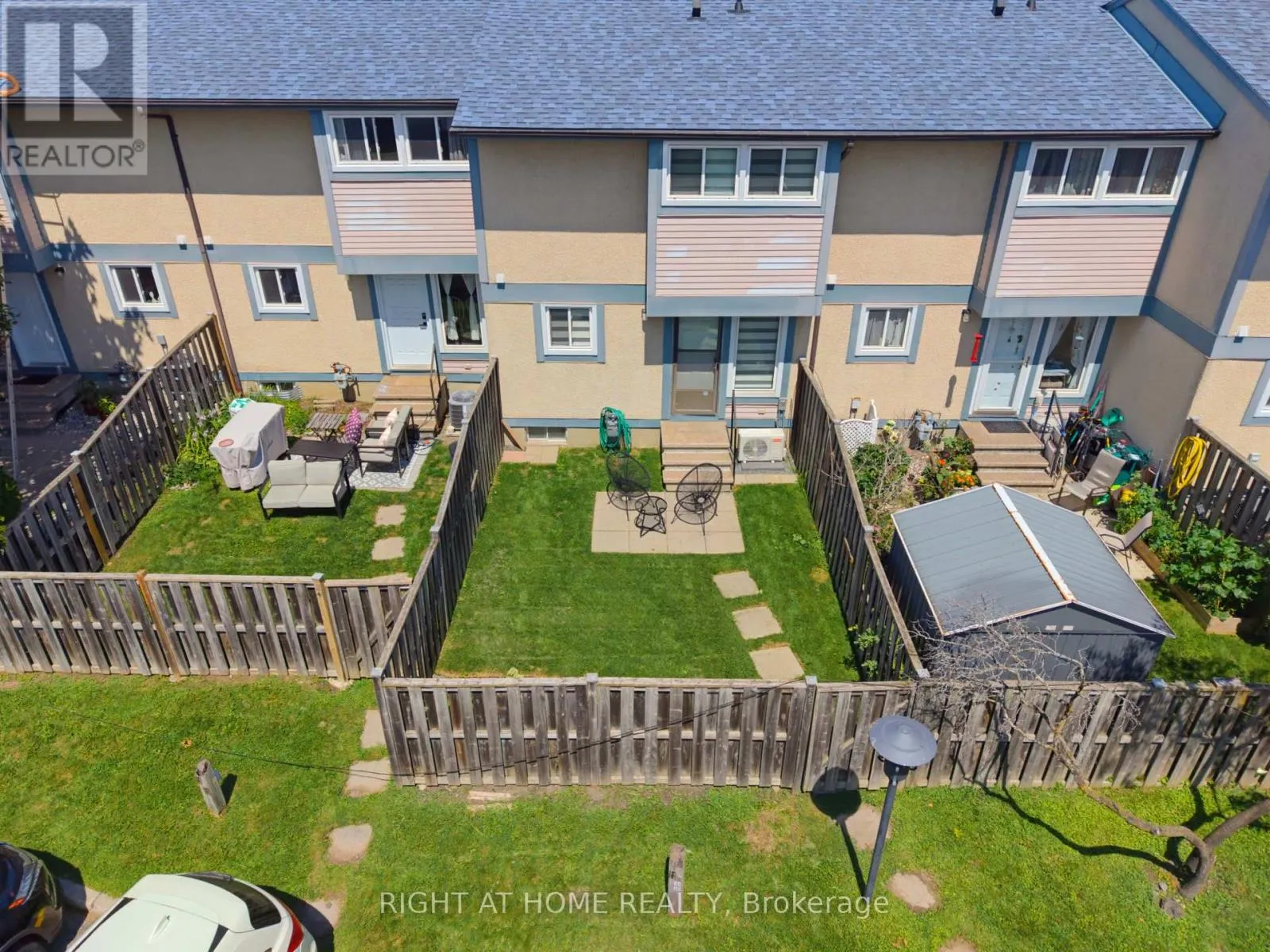 86 - 3400 PAUL ANKA DRIVE