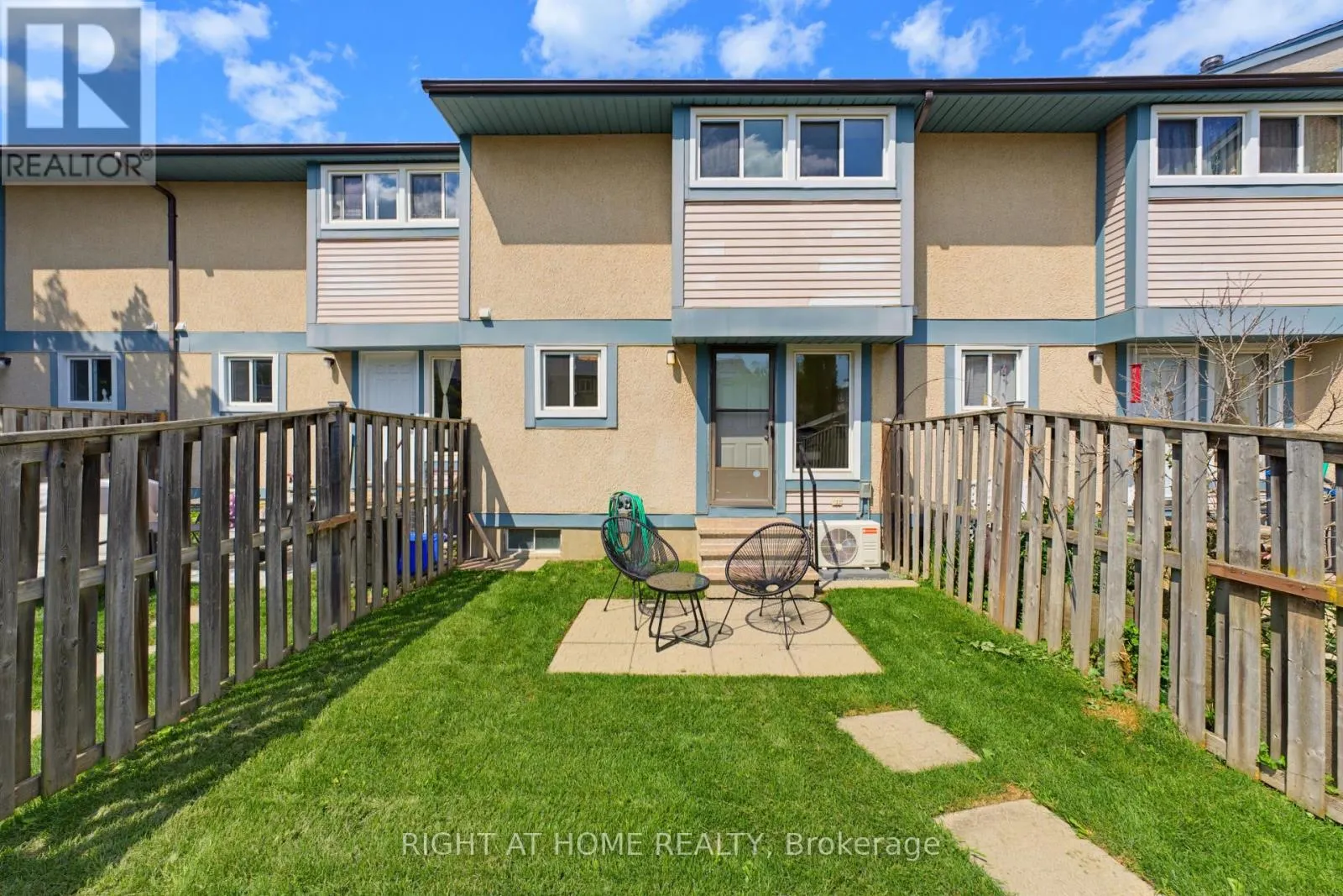 86 - 3400 PAUL ANKA DRIVE