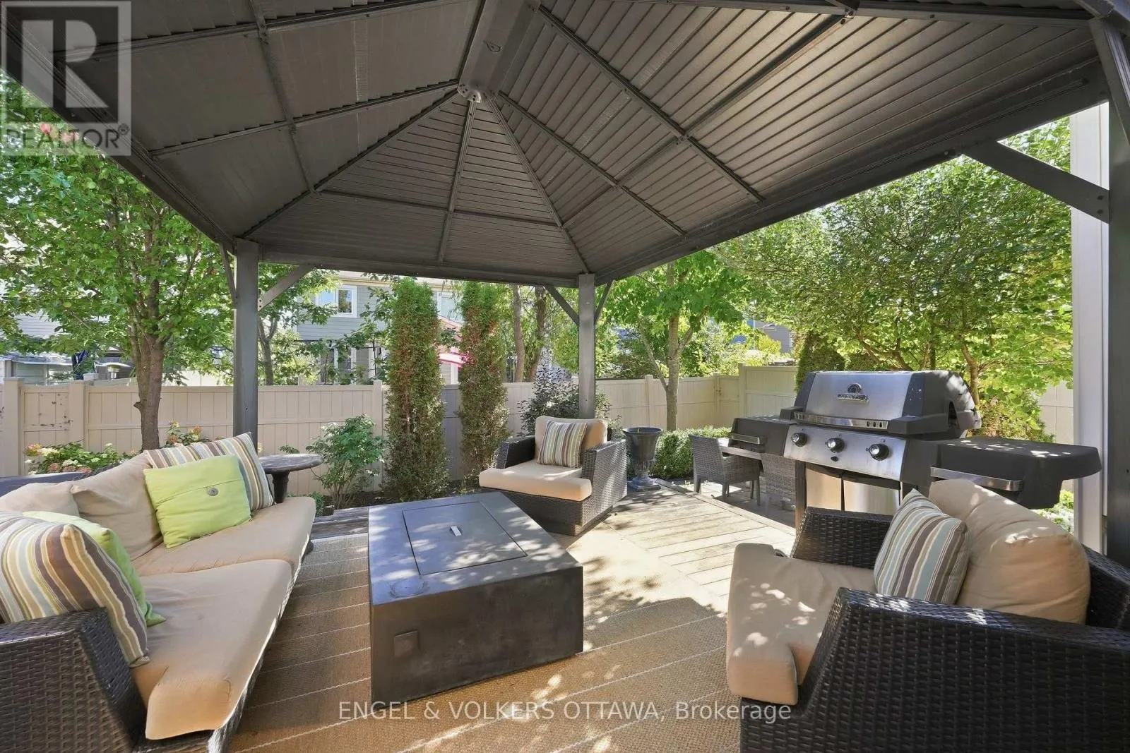 3534 CAMBRIAN ROAD