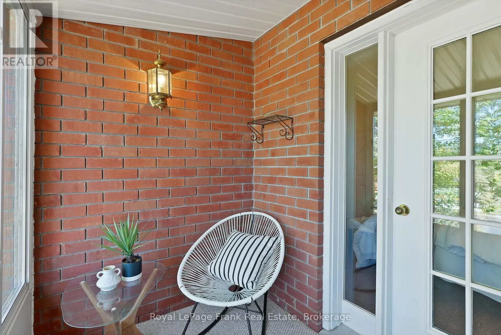 301 - 1 SHERWOOD STREET #301